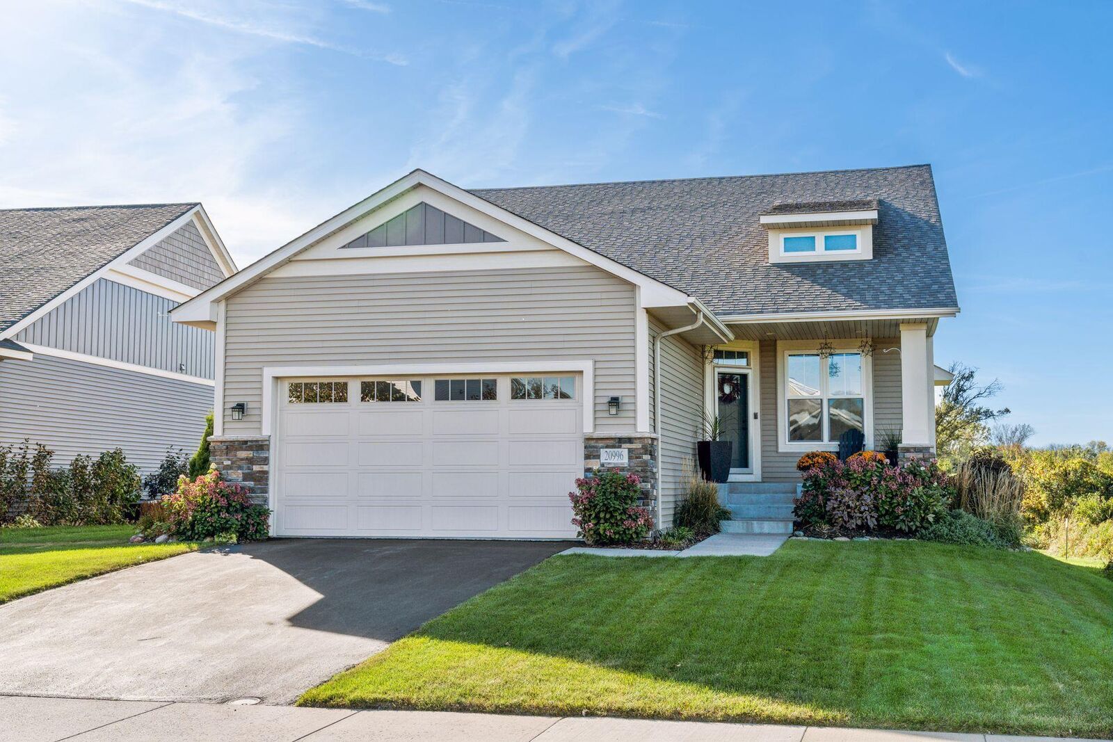 Property Photo:  20996 Hardwood Road N  MN 55025 