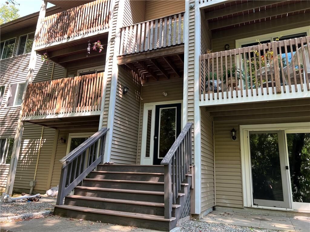 Property Photo:  132 Fordson Avenue 10  RI 02910 