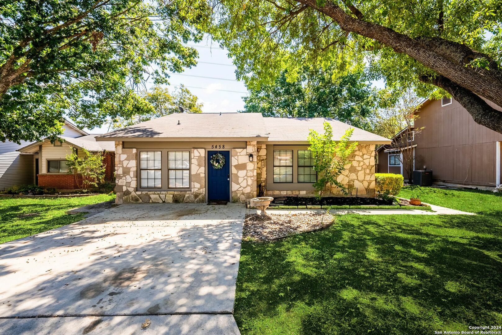 5458 Vista Court  San Antonio TX 78247 photo