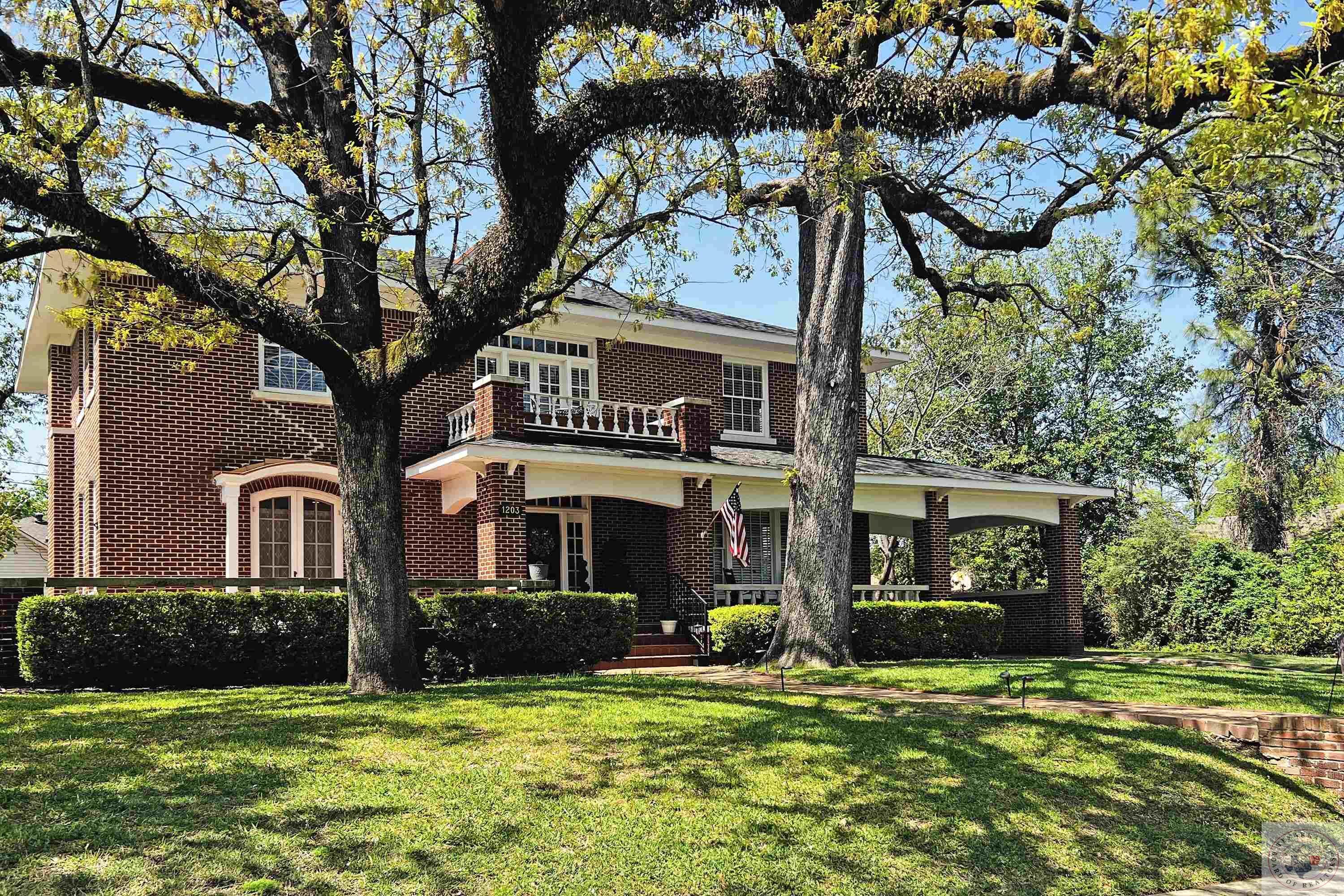 Property Photo: 1203 Grand Ave. AR 71854