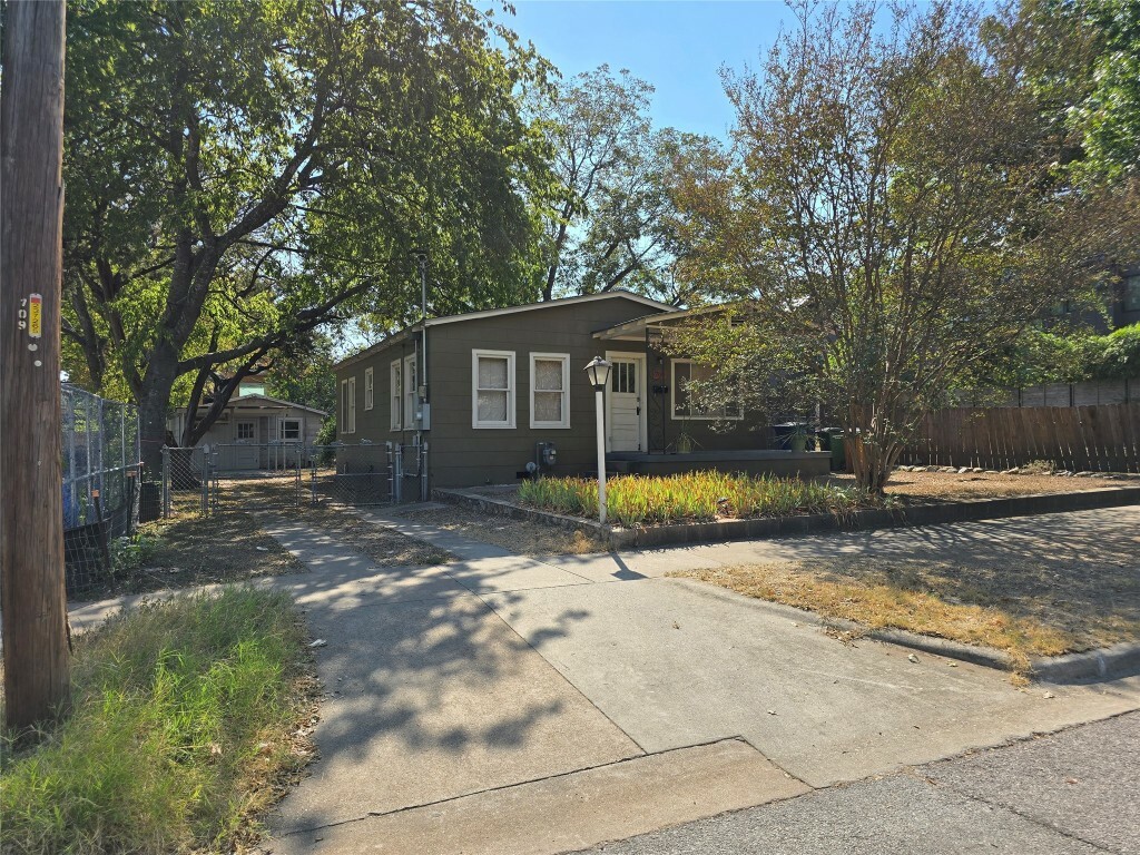 709 W Monroe Street  Austin TX 78704 photo