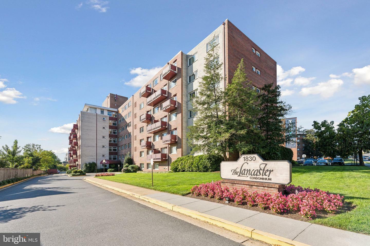 Property Photo:  1830 Columbia Pike 103  VA 22204 