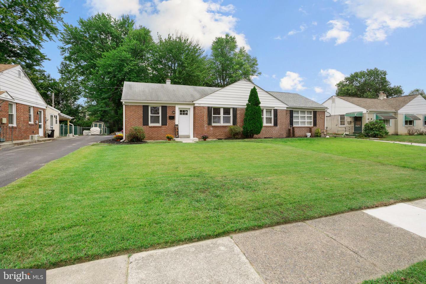 Property Photo:  416 Brighton Terrace  PA 19043 