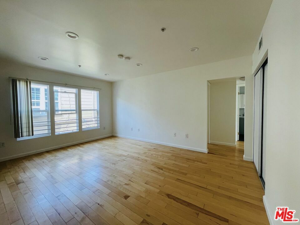 Property Photo:  1223   21st St F  CA 90404 