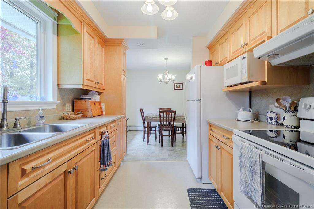 Property Photo:  98 Gulliver Drive  NB E3A 3C5 