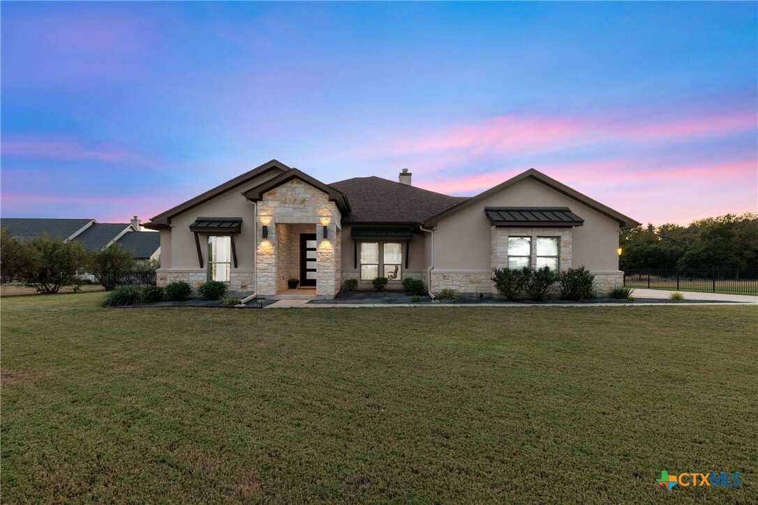 200 Golden Eagle Way  Liberty Hill TX 78642 photo