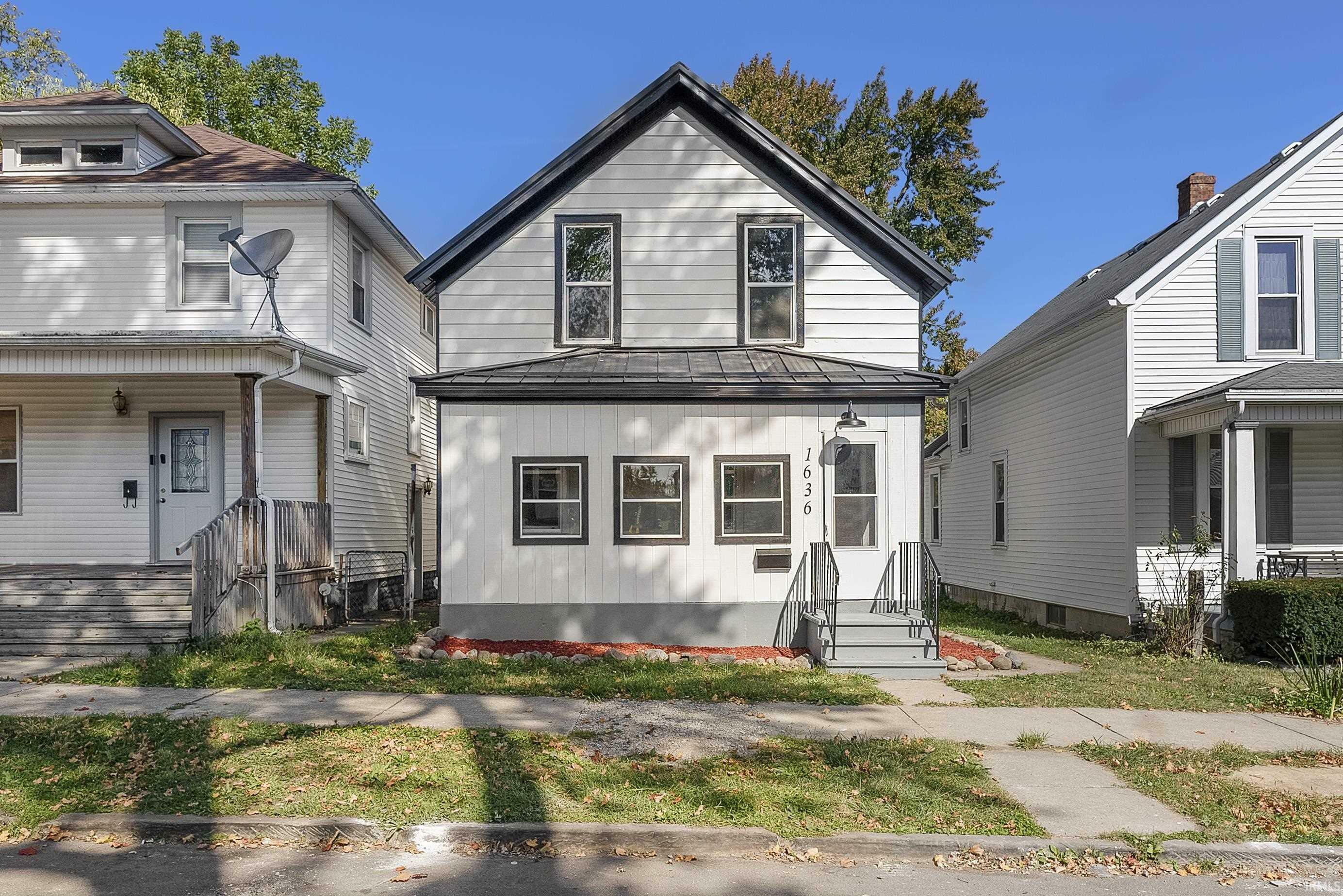 Property Photo:  1636 Sinclair Street  IN 46808-2699 