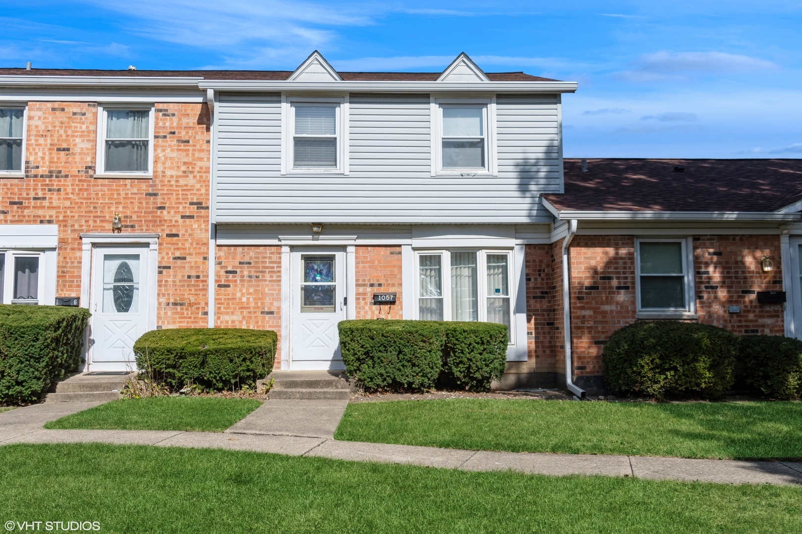 1057 Ashton Court  Streamwood IL 60107 photo