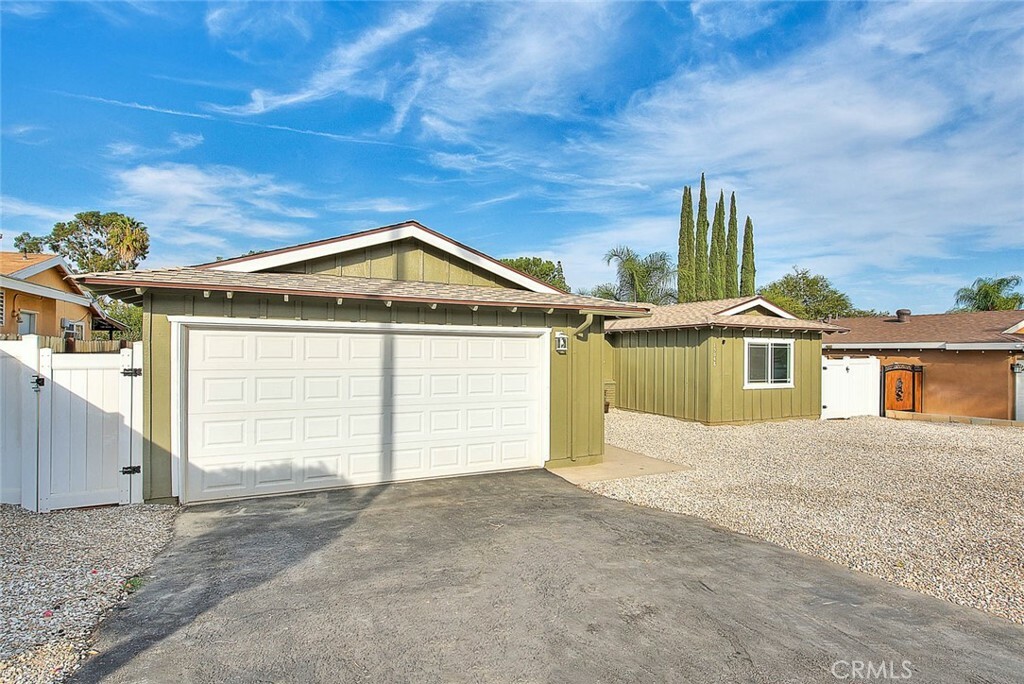 Property Photo:  15048 Franquette Street  CA 92530 