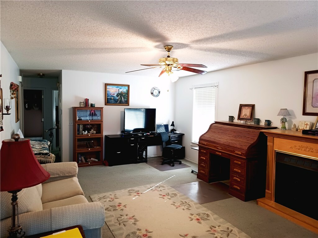 Property Photo:  2500 SE Parkcrest Drive  AR 72712 