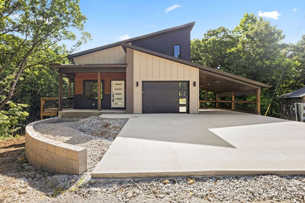 Property Photo: 5 Hart Lane AR 72714