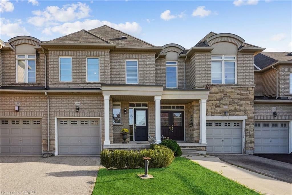 2443 Grand Oak Trail  Oakville ON L6M 0J4 photo