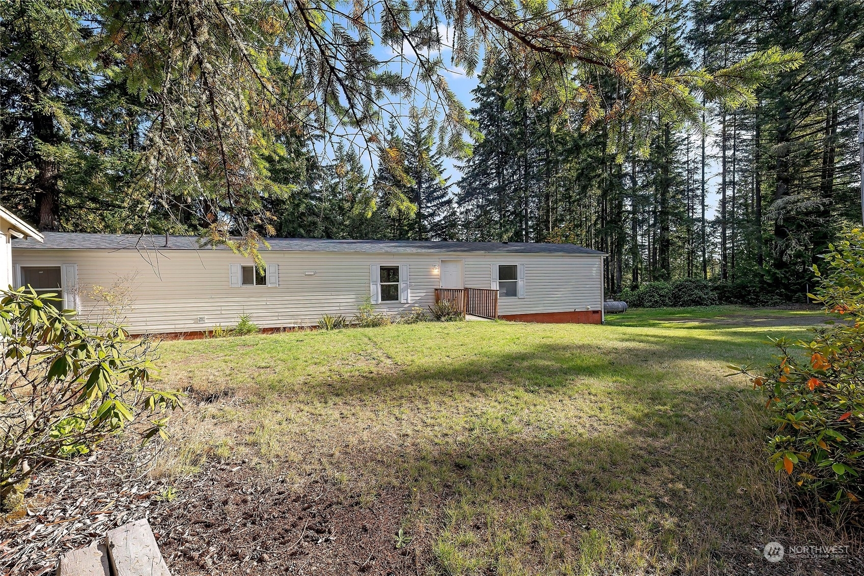 Property Photo:  7275 Roosevelt Avenue SW  WA 98367 