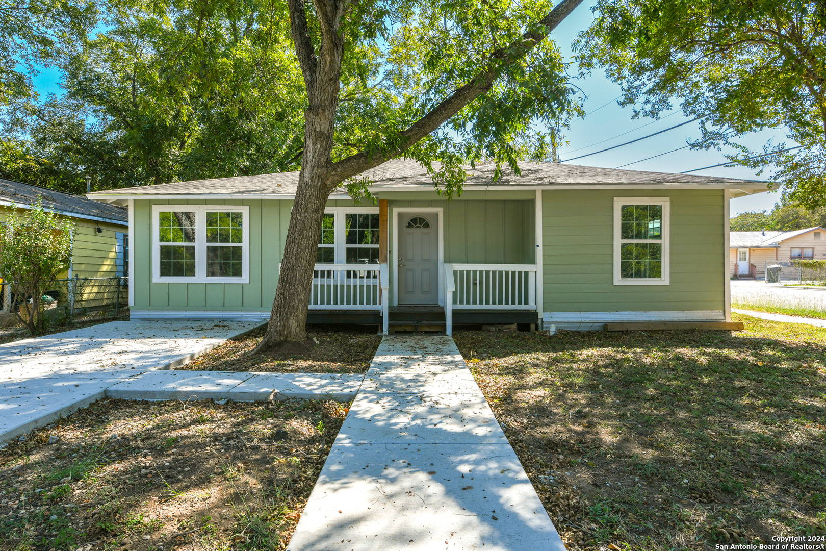 Property Photo:  2293 W Mill St  TX 78130 