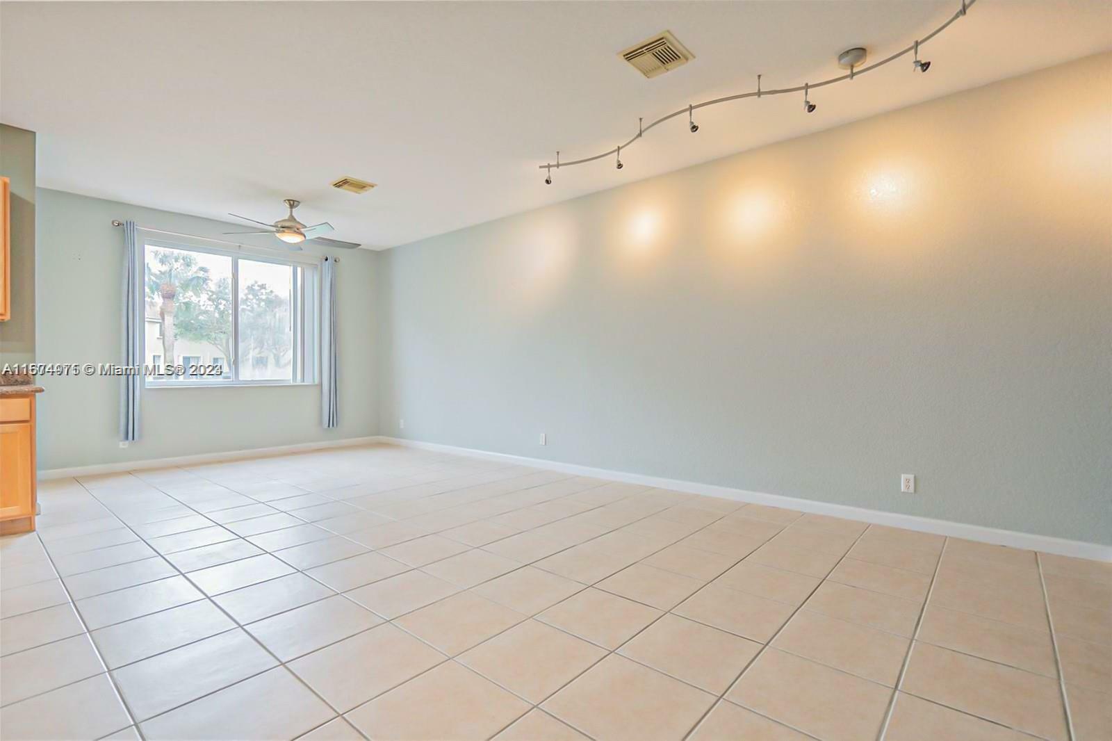 Property Photo:  3057 N Evergreen Cir  FL 33426 