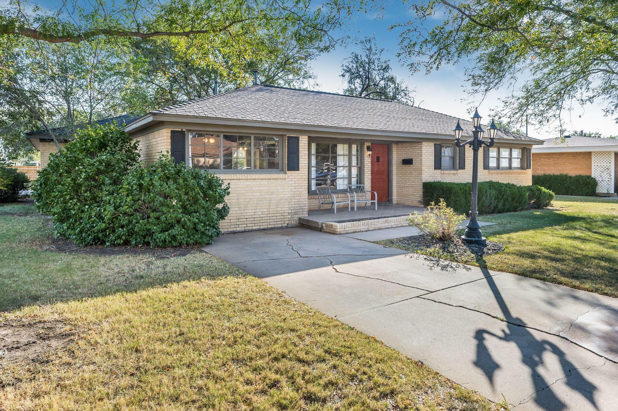 Property Photo: 1901 Alice Street TX 79106-4533