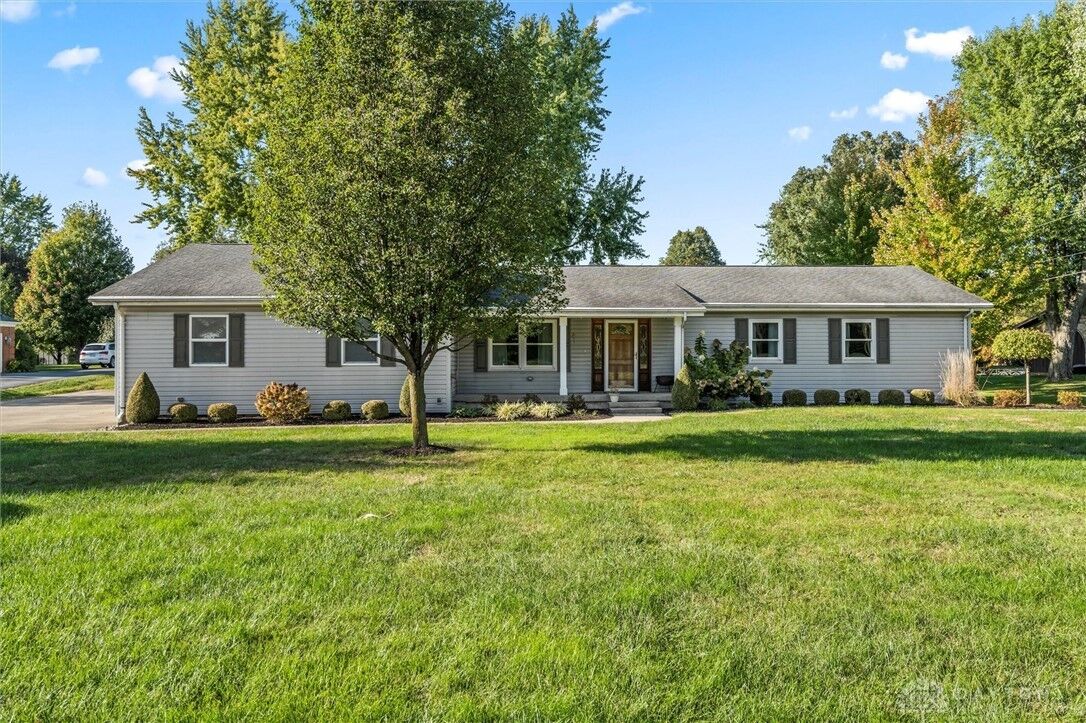 Property Photo: 2800 N Stringtown Road OH 45373