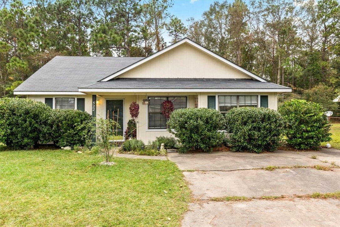 Property Photo:  522 Elm Street  GA 31313 