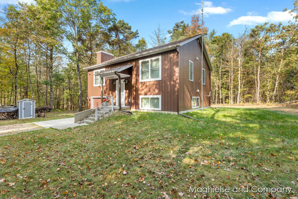 Property Photo:  6662 E Skeels Road  MI 49425 