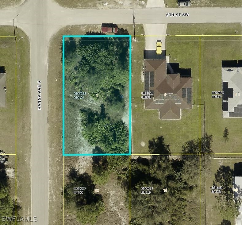 Property Photo:  2727 6th Street SW  FL 33976 