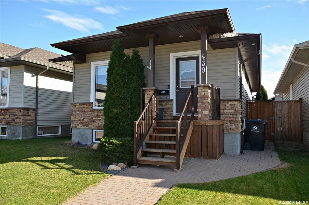 Property Photo:  439 Coad Manor  SK S7R 0C6 