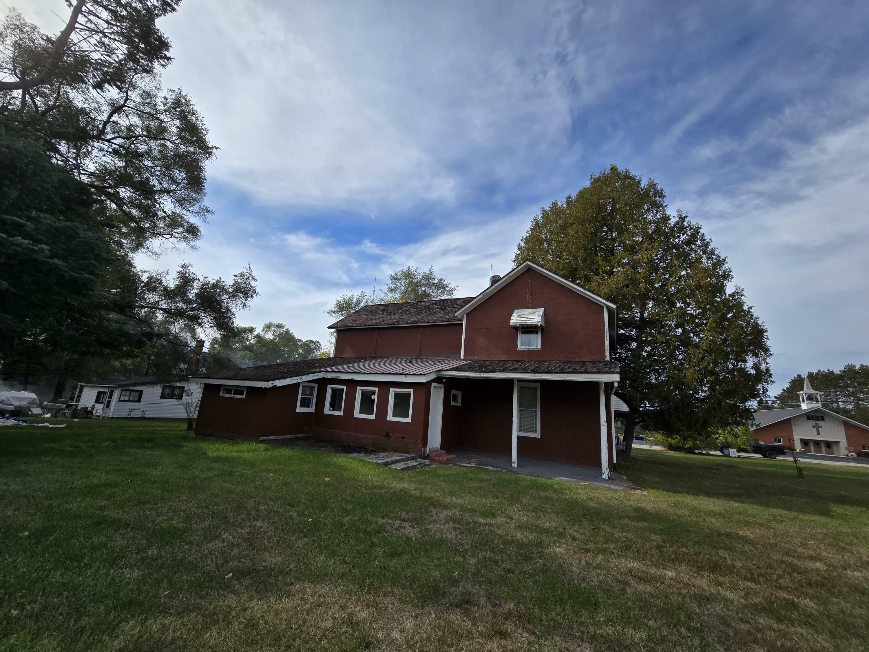 Property Photo:  1578 N Abbe Road  MI 48621 