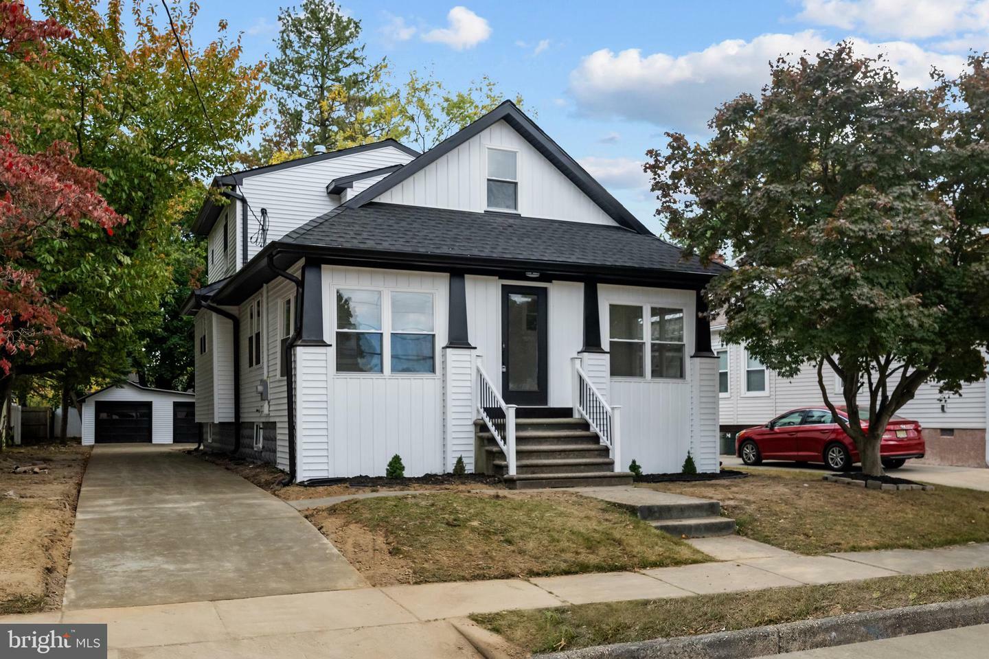 Property Photo:  332 Chestnut Street  NJ 08106 