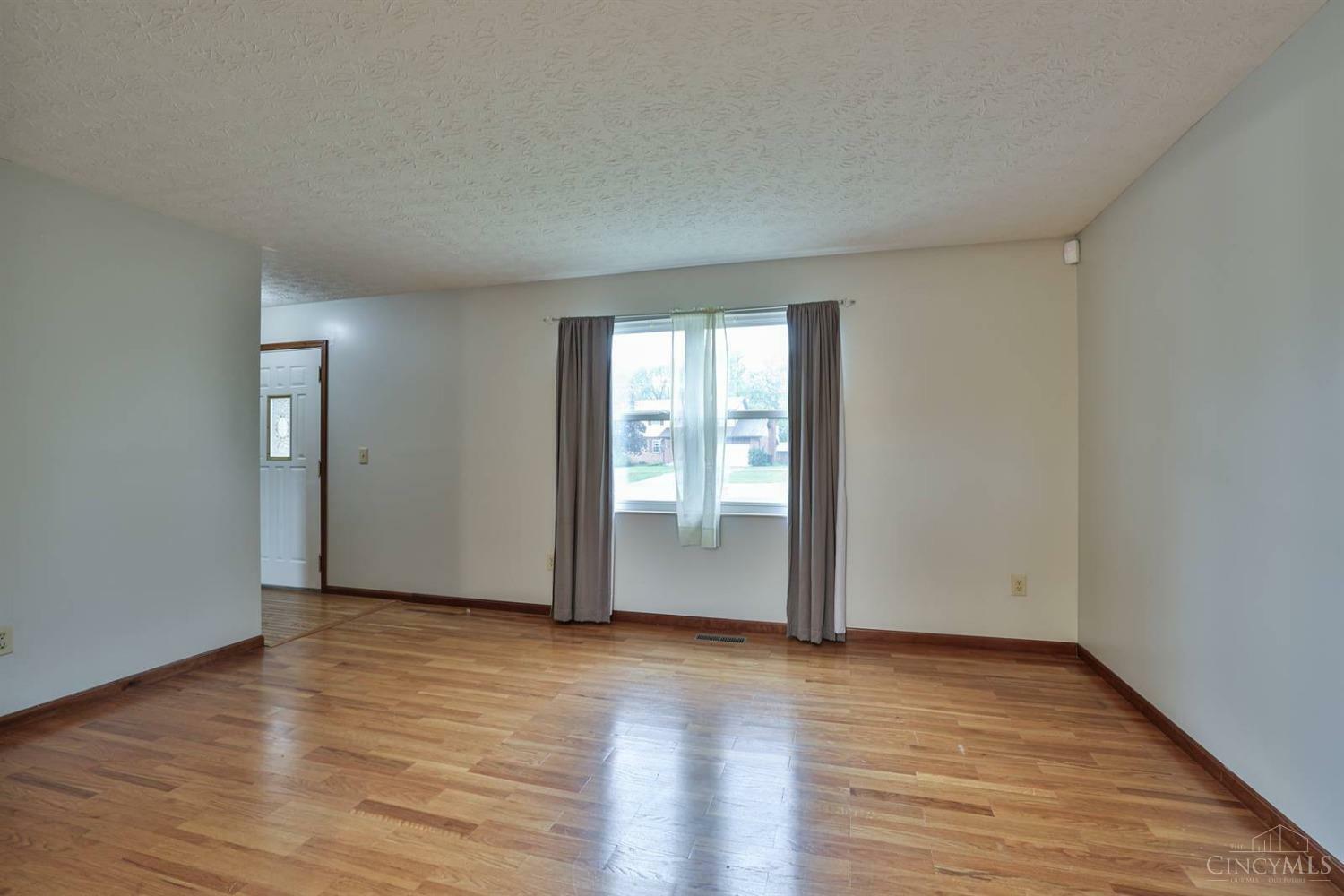 Property Photo:  1836 Augusta Boulevard  OH 45014 