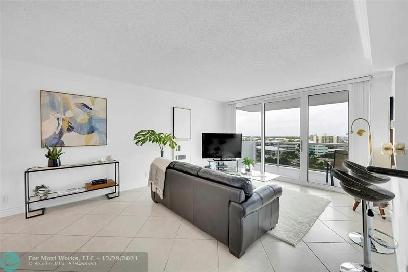 Property Photo:  2715 N Ocean Blvd 9F  FL 33308 