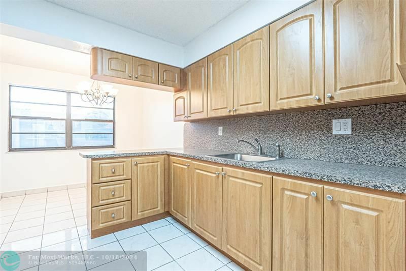 Property Photo:  1470 W 41st St 201  FL 33012 