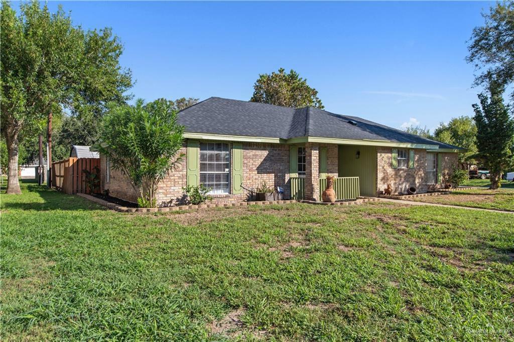 Property Photo:  925 Kerria Avenue  TX 78596 