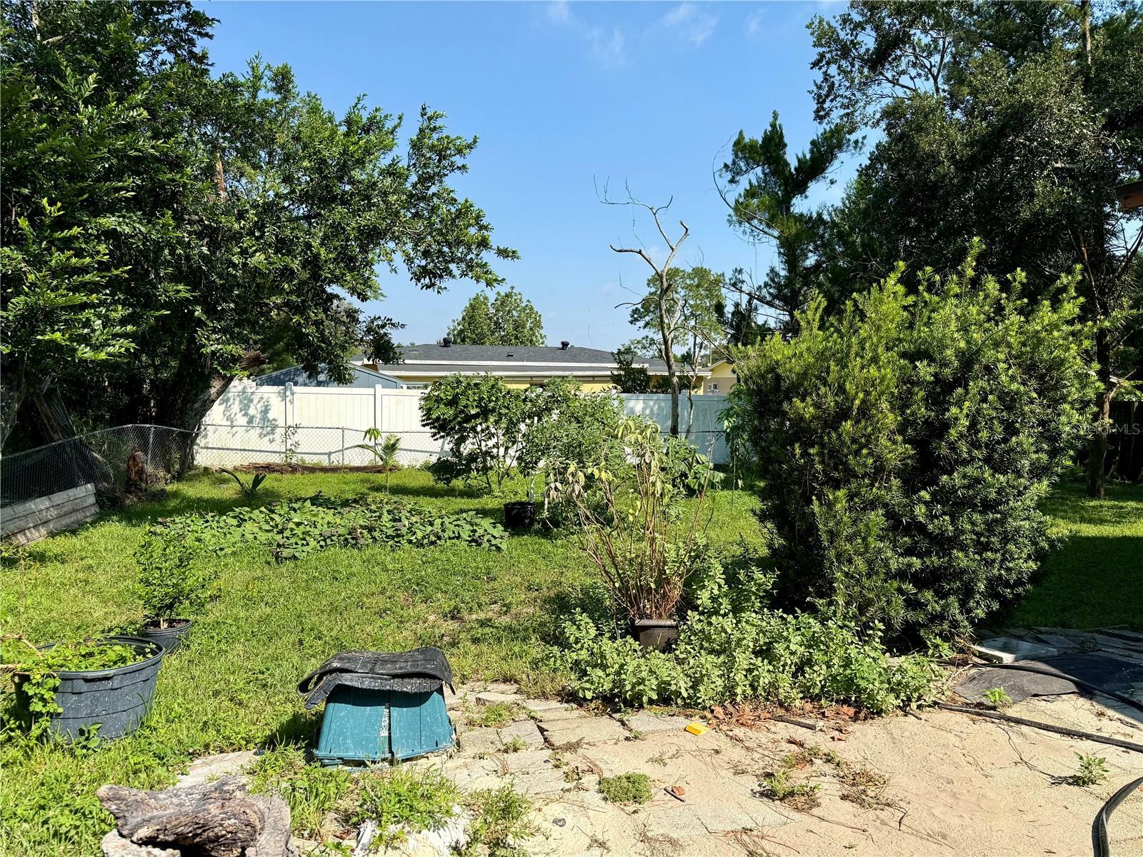 Property Photo:  6233 Balboa Drive  FL 32808 