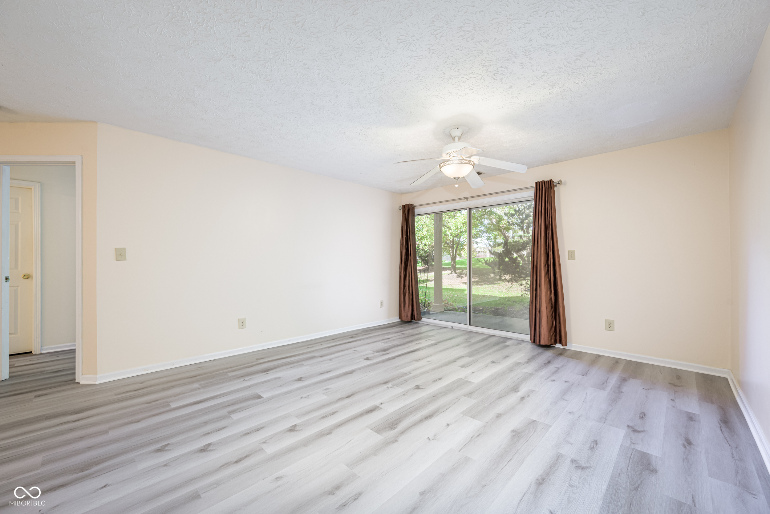 Property Photo:  12546 Timber Creek Drive Unit 2  IN 46032 