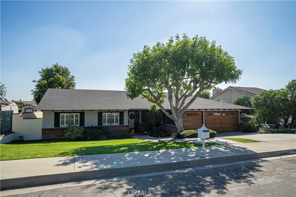 Property Photo:  638 E Northridge Avenue  CA 91741 