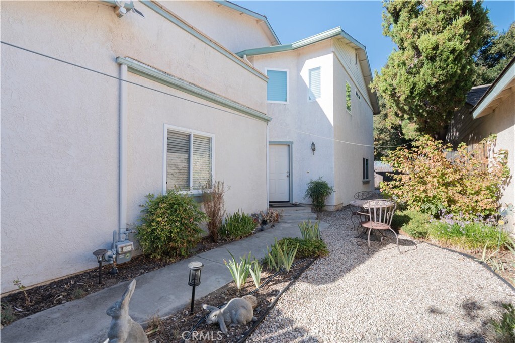 Property Photo:  5580 West Mall  CA 93422 