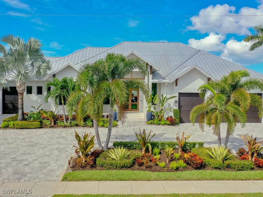 Property Photo:  930 Scott Drive  FL 34145 