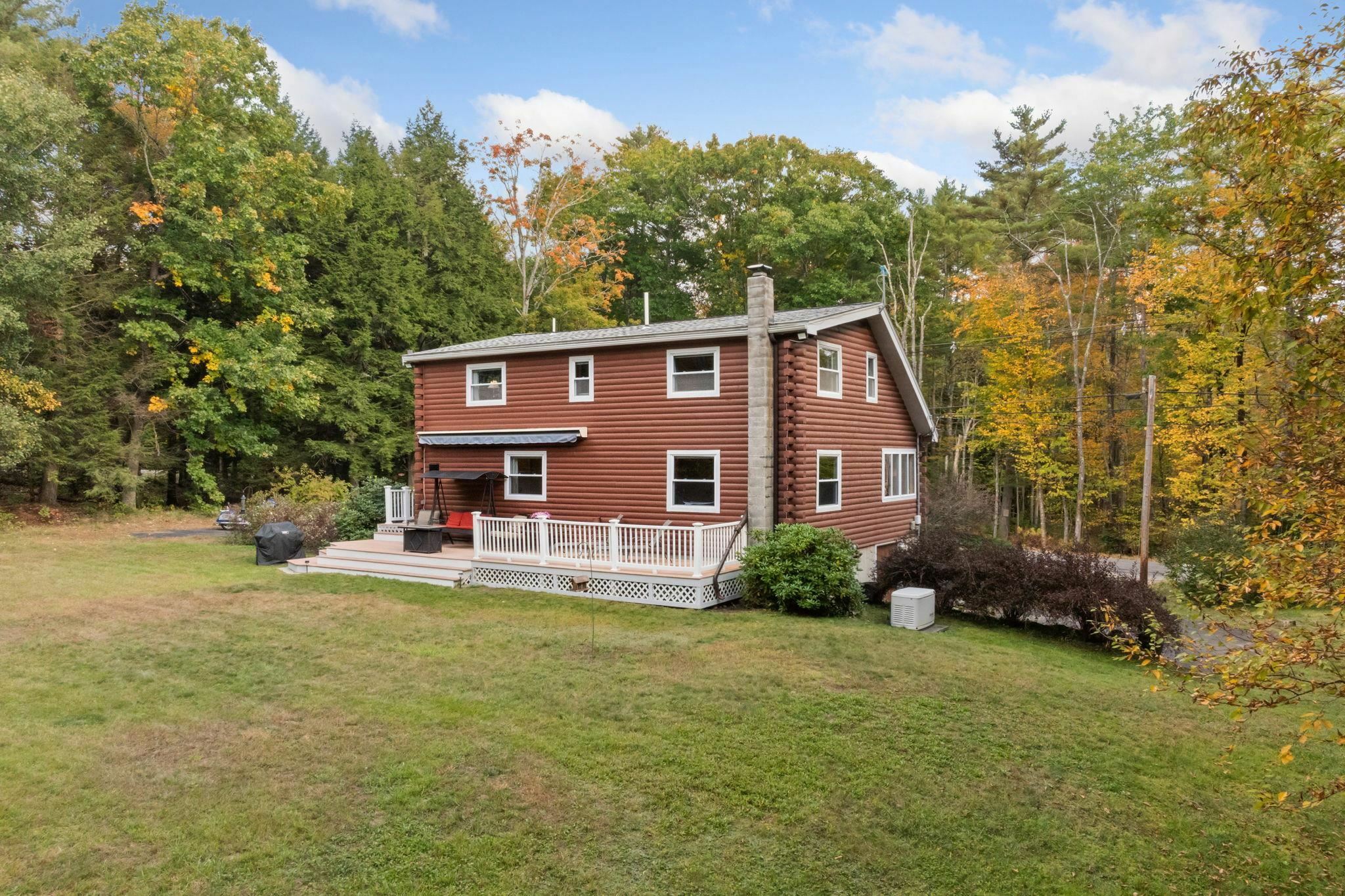 Property Photo:  15 Haynes Road  NH 03037 