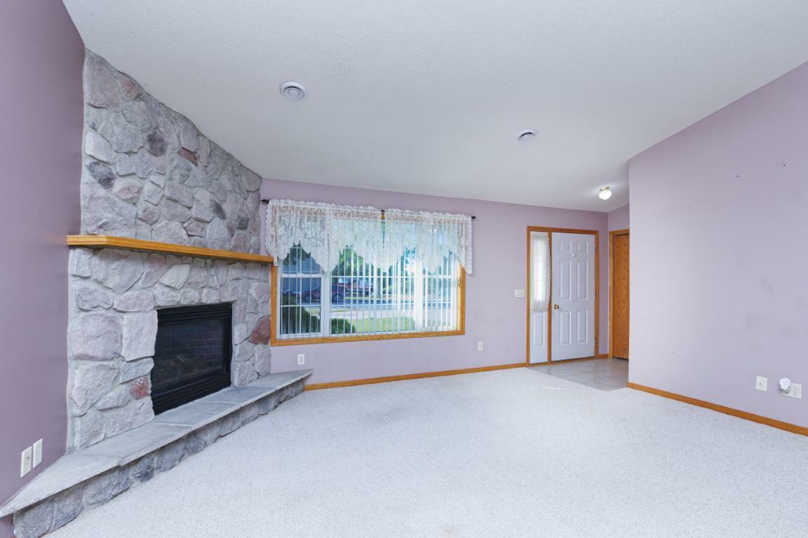 Property Photo:  204 Linden Avenue W  MN 55395 