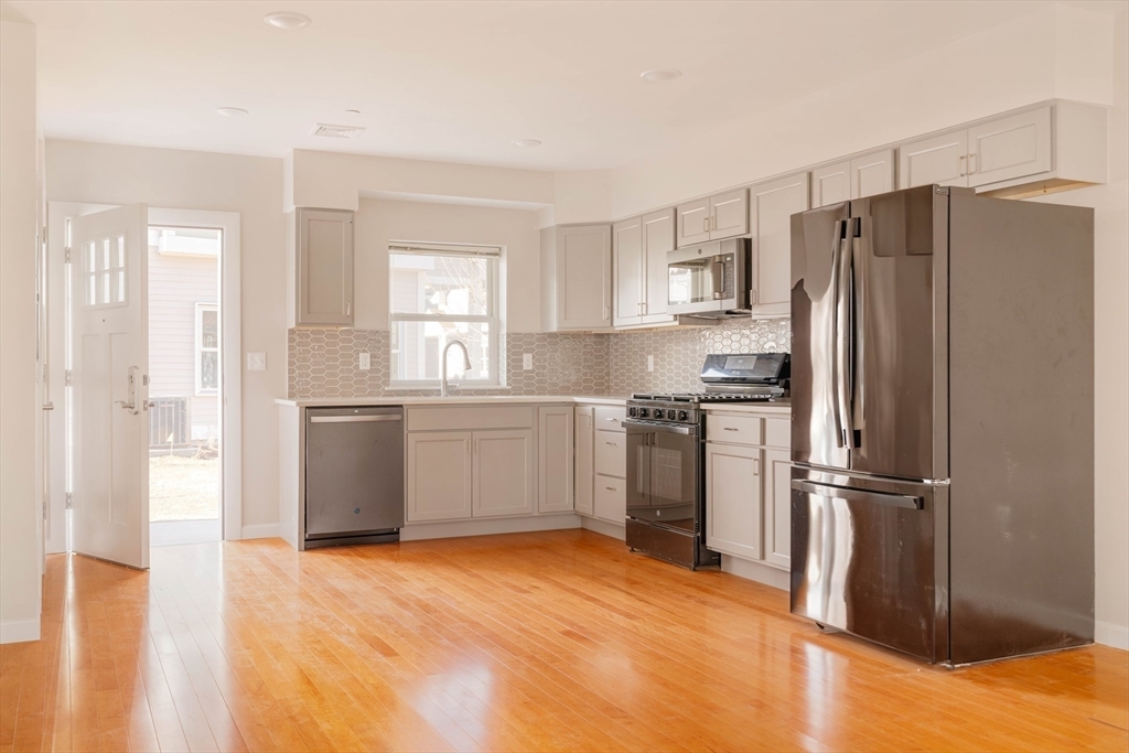 Property Photo: 4 Goldfinch Court 4 MA 02126