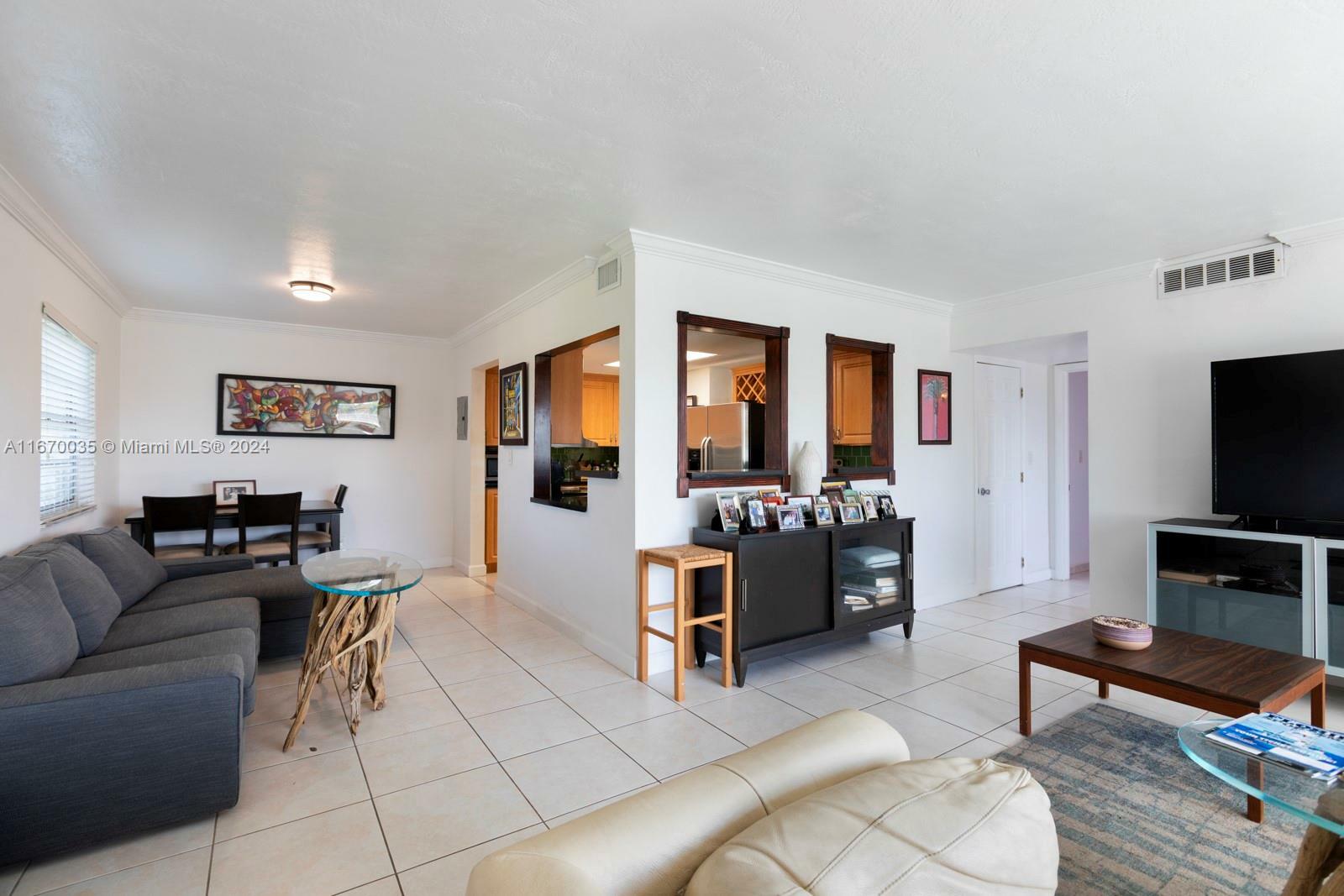 Property Photo:  6815 Edgewater Dr 308  FL 33133 