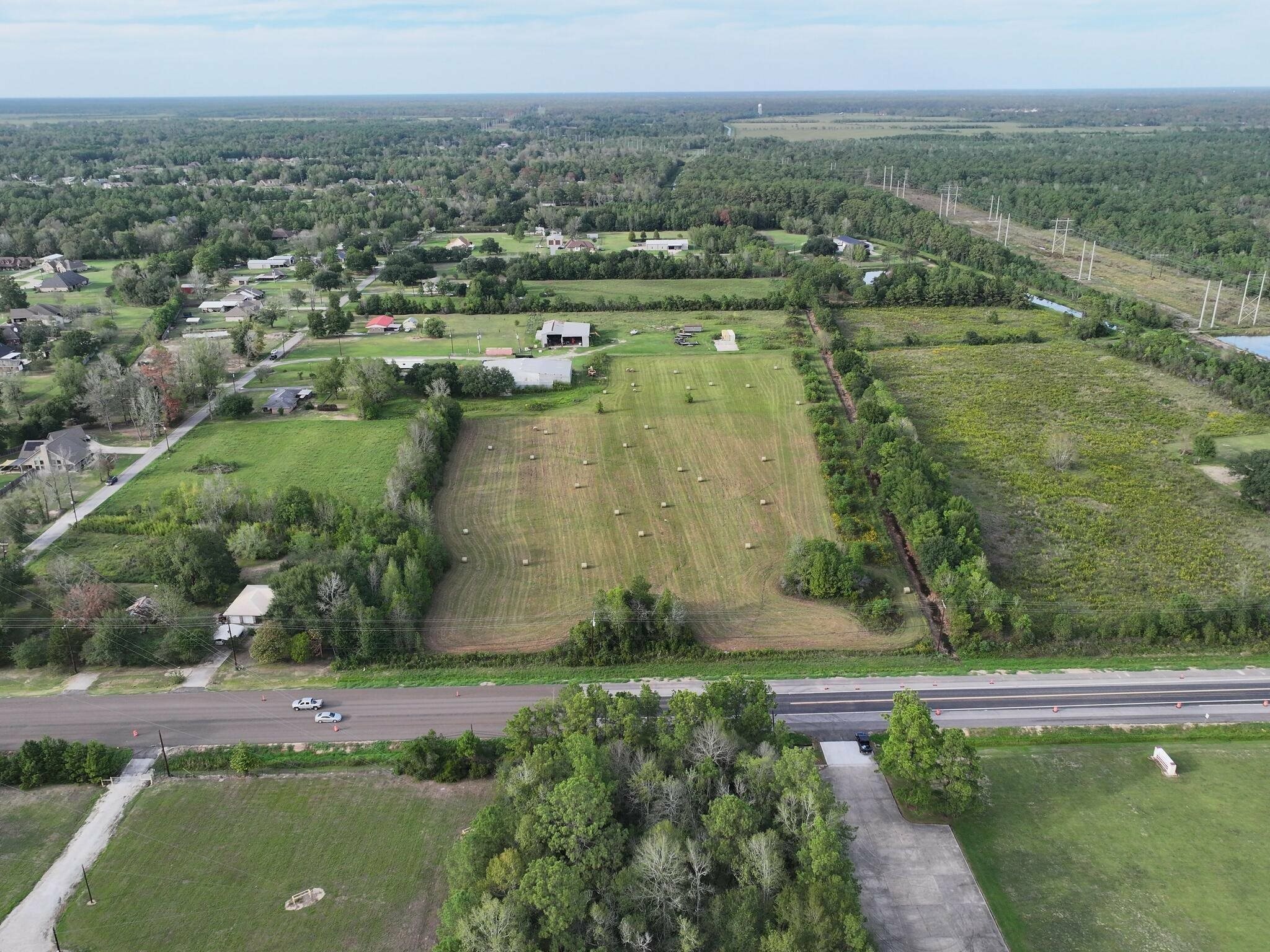 Property Photo: 0000 W Roundbunch TX 77630