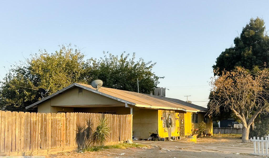 Property Photo:  30808 Commercial Road  CA 93291 