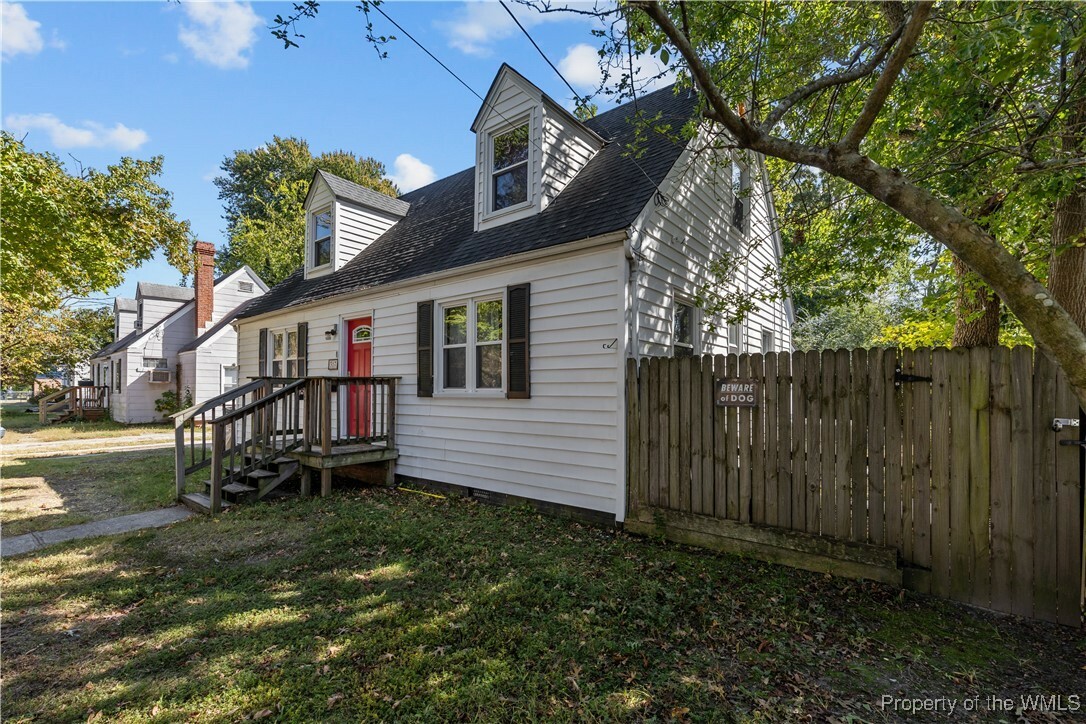 Property Photo:  317 Ashlawn Drive  VA 23505 