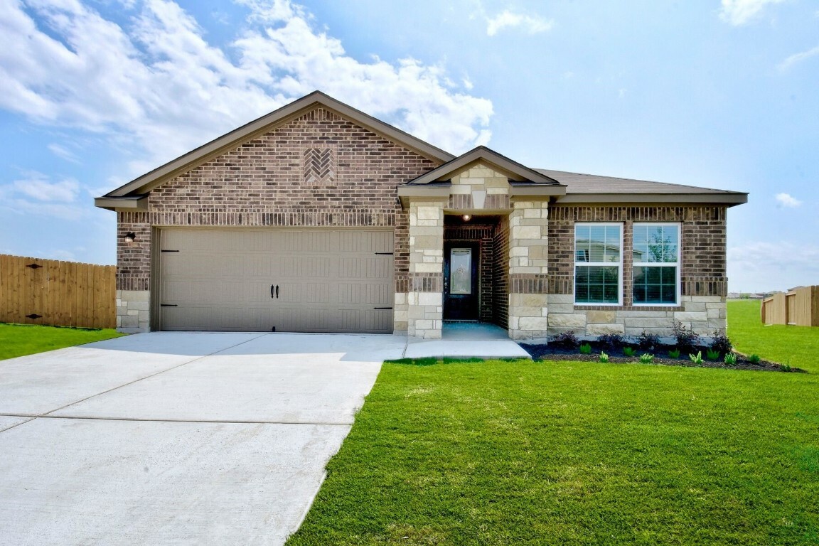 Property Photo:  1187 Amy Drive  TX 78640 