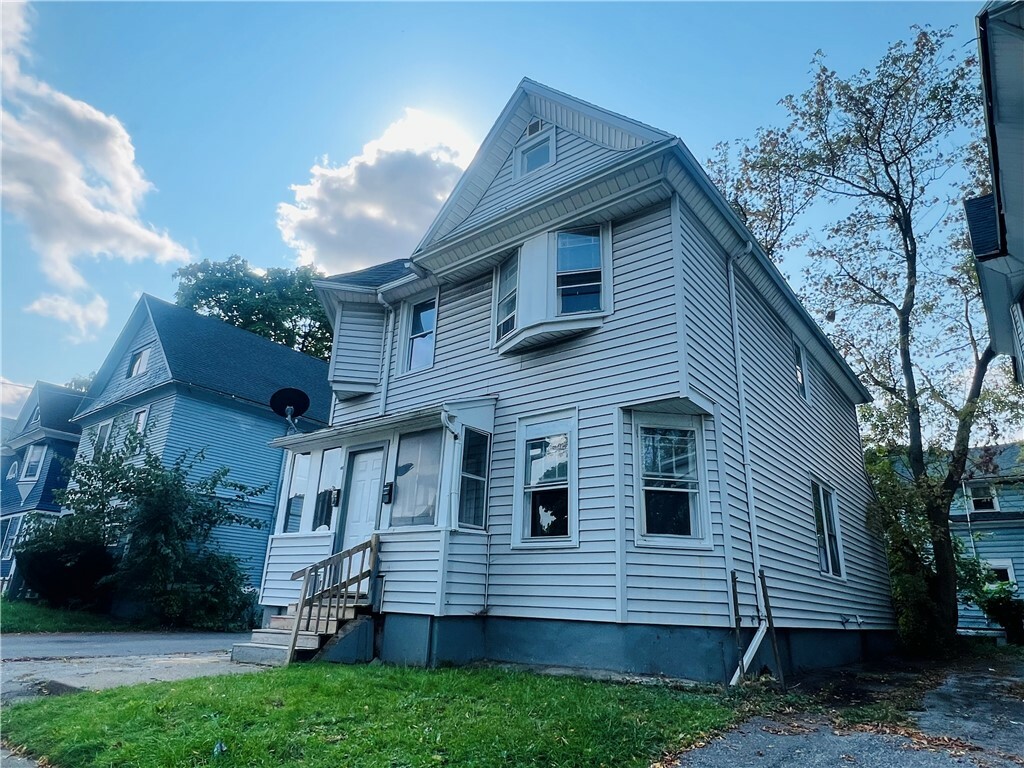 Property Photo:  239 Saratoga Avenue  NY 14608 