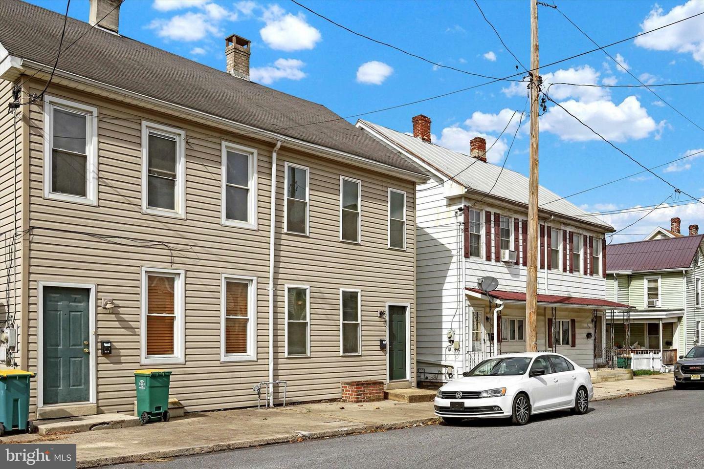 Property Photo:  771 Fairground Avenue  PA 17201 