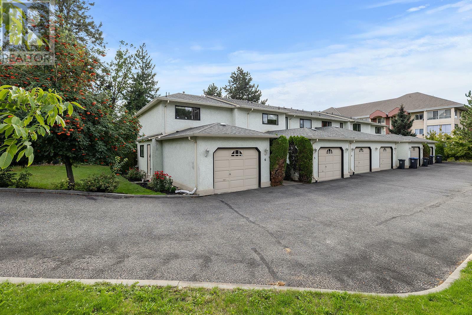 Property Photo:  130 Dundas Road 6  BC V1X 7H2 