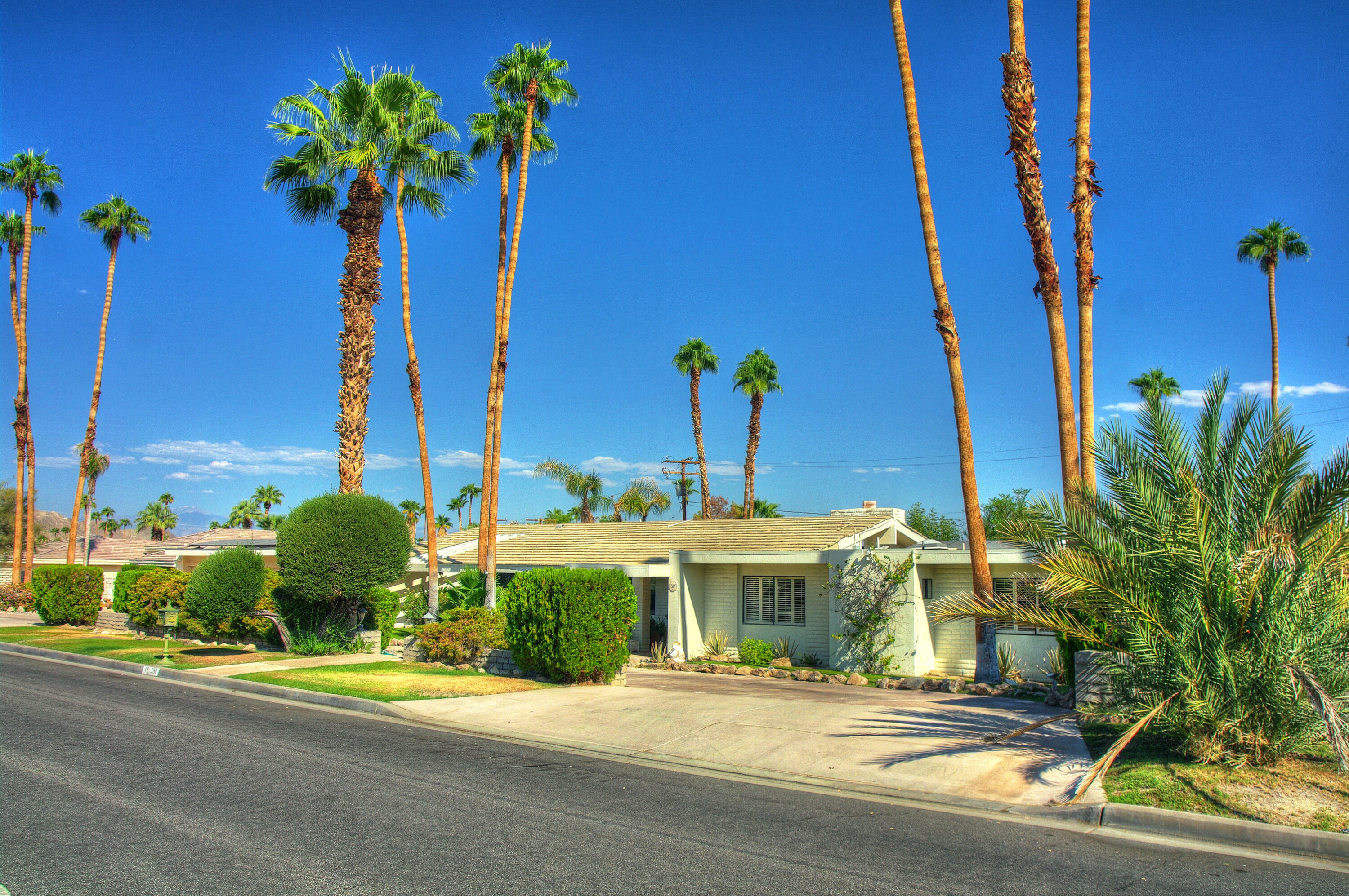 46380 Desert Lily Drive  Palm Desert CA 92260 photo