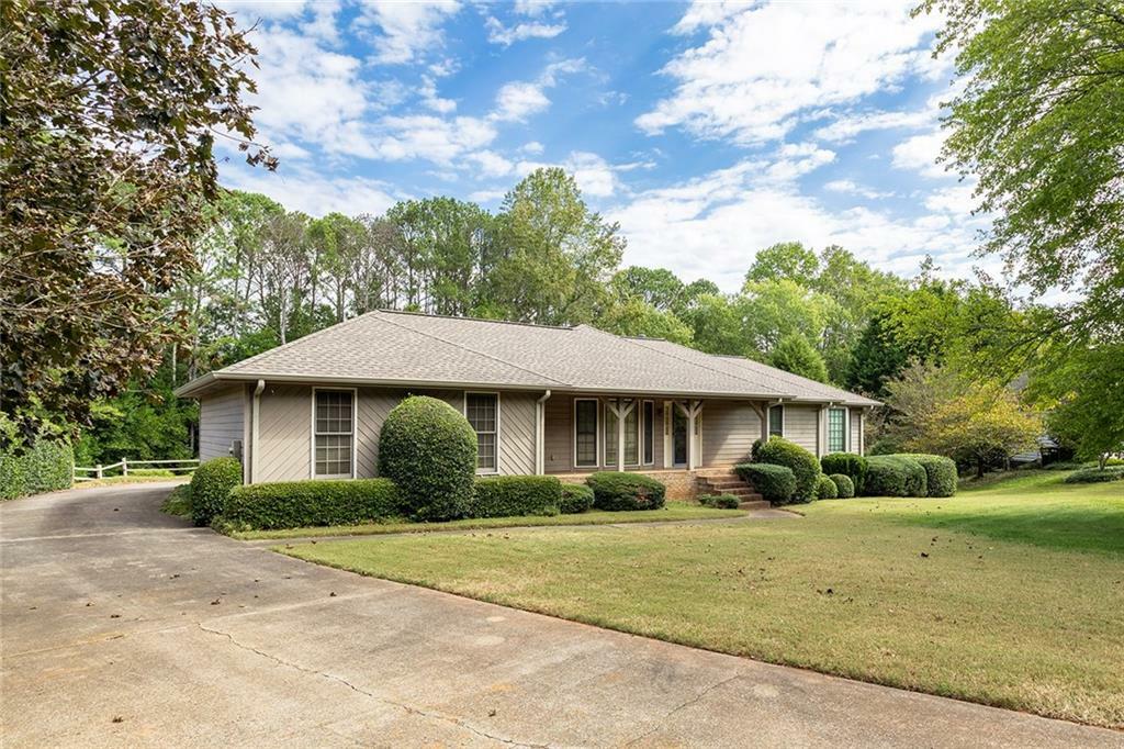 Property Photo:  610 Rounsaville Road  GA 30076 