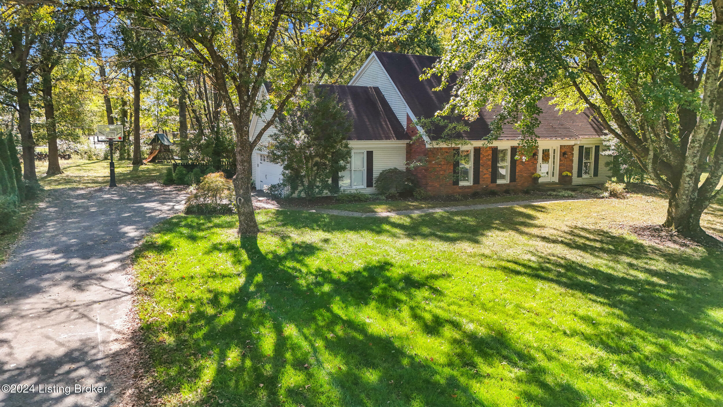 Property Photo:  11504 Arbor Ct  KY 40223 